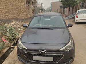 Second Hand हुंडई एलीट i20 मैग्ना 1.4 crdi in श्रीगंगानगर