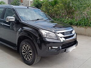 Second Hand Isuzu MU-X 4x2 in Bangalore