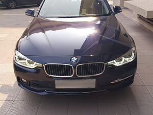 Second Hand BMW 3-Series 320d Luxury Line in Mumbai