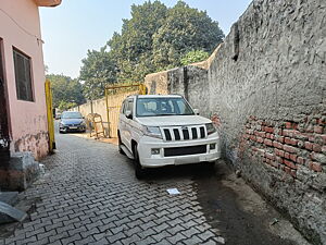 Second Hand Mahindra TUV300 T6 Plus in Meerut