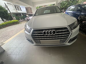 Second Hand Audi Q7 45 TDI Technology Pack in Patna