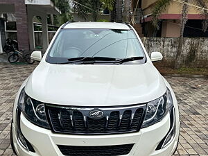 Second Hand Mahindra XUV500 W6 AT in Alappuzha