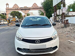 Second Hand Tata Tigor Revotorq XE in Rajkot