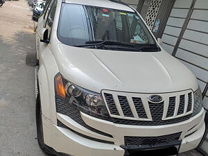 Second Hand Mahindra XUV500 W6 in Delhi