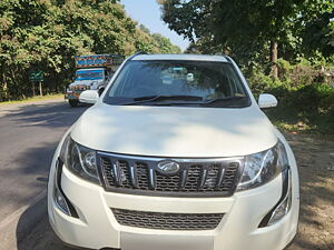 Second Hand Mahindra XUV500 W10 in Hyderabad