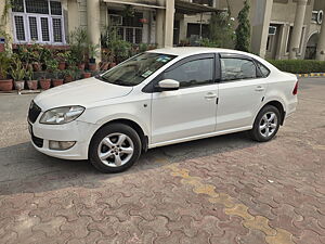 Second Hand Skoda Rapid Elegance 1.6 MPI MT [2011-2014] in Noida