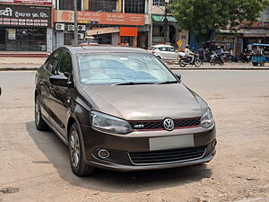 Second Hand Volkswagen Vento Highline Diesel AT in Kanpur