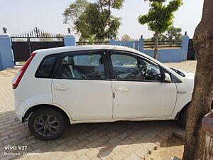 Second Hand Ford Figo Duratec Petrol Titanium 1.2 in Sikar