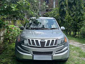 Second Hand महिंद्रा XUV500 w6 in देहरादून