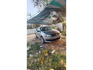 Second Hand Volkswagen Vento Highline Diesel in Anand