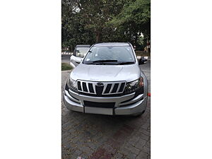 Second Hand Mahindra XUV500 W6 in Lucknow