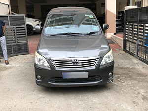 Second Hand टोयोटा इनोवा 2.5 vx 7 str bs-iv in बैंगलोर