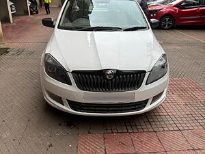 Second Hand Skoda Rapid 1.6 MPI Elegance in Mumbai