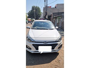 Second Hand Hyundai Elite i20 Sportz Plus 1.2 in Bhavnagar