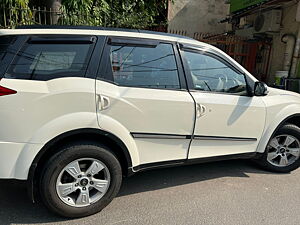 Second Hand Mahindra XUV500 W8 in Delhi