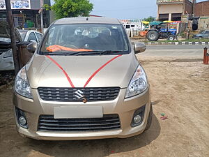 Second Hand Maruti Suzuki Ertiga Vxi in Baghpat