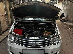 Second Hand शेवरले एन्जॉय 1.3 ltz 8 सीटर in दिल्ली