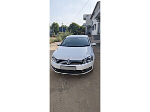 Second Hand Volkswagen Passat 2.0 PD DSG S in Patan