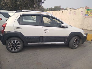 Second Hand Toyota Etios 1.5 V in Devbhumi Dwarka