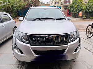 Second Hand महिंद्रा XUV500 w6 1.99 in गुड़गांव