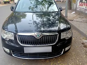Second Hand Skoda Superb Elegance 1.8 TSI AT in Pollachi