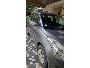 Second Hand Maruti Suzuki Swift VXi in Kochi