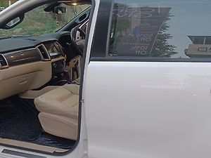 Second Hand फ़ोर्ड एंडेवर ट्रेंड 3.2 4x4 ऑटोमैटिक in मोहाली