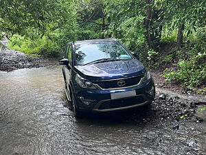 Second Hand Tata Hexa XTA 4x2 6 STR in Mumbai