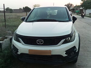 Second Hand Tata Hexa XE 4x2 7 STR in Kota