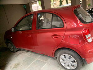 Second Hand Nissan Micra XV Petrol in Thane