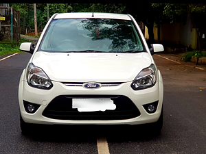 Second Hand Ford Figo Duratec Petrol Titanium 1.2 in Bangalore