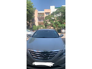 Second Hand Hyundai Sonata 2.4 GDi AT in Delhi