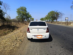 Second Hand Mahindra-Renault Verito/Logan Connect 1.5 DLX in Jalgaon