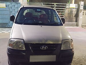 Second Hand Hyundai Santro GL in Lucknow