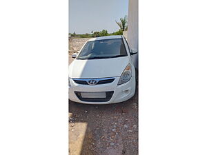 Second Hand Hyundai i20 Asta 1.4 CRDI with AVN 6 Speed in Jamnagar