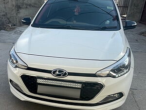 Second Hand Hyundai Elite i20 Magna 1.4 CRDI [2016-2017] in Delhi