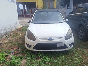 Second Hand Ford Figo Duratorq Diesel Titanium 1.4 in Chennai