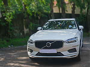 Second Hand वोल्वो xc60 मोमेंटम [2019-2020] in कोलकाता