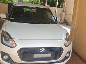 Second Hand Maruti Suzuki Swift ZXi AMT in Nilgiris