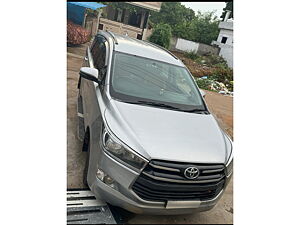 Second Hand Toyota Innova Crysta 2.4 G 8 STR [2016-2017] in Kakinada