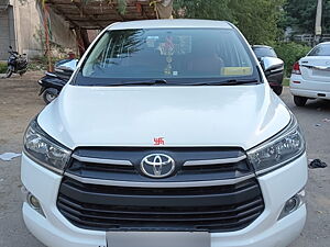 Second Hand Toyota Innova Crysta 2.4 G 8 STR [2016-2017] in Hisar