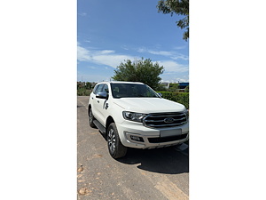 Second Hand Ford Endeavour Titanium 3.2 4x4 AT in Mohali