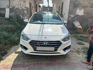 Second Hand हुंडई वरना sx 1.6 vtvt in शामली