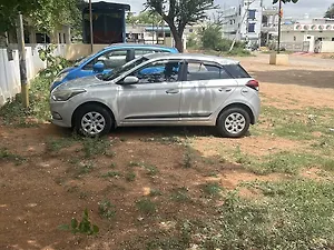 Second Hand हुंडई i20 स्पोर्टज़ 1.2 in रंगा रेड्डी