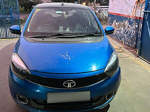 Second Hand Tata Tiago Revotorq XZ Plus Dual Tone [2018-2019] in Faridabad