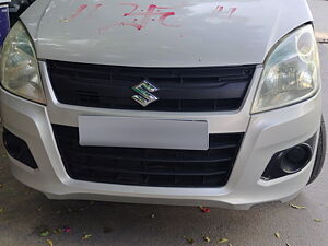 Second Hand Maruti Suzuki Wagon R LXi in Ahmedabad