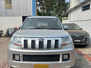 Second Hand महिंद्रा tuv300 p4 प्लस in दावणगेरे