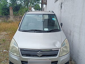 Second Hand Maruti Suzuki Wagon R LXi in Raipur