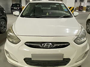 Second Hand Hyundai Verna Fluidic 1.6 CRDi SX in Greater Noida