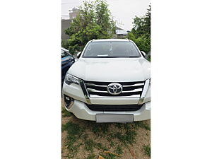Second Hand Toyota Fortuner 2.8 4x2 MT [2016-2020] in Mehsana